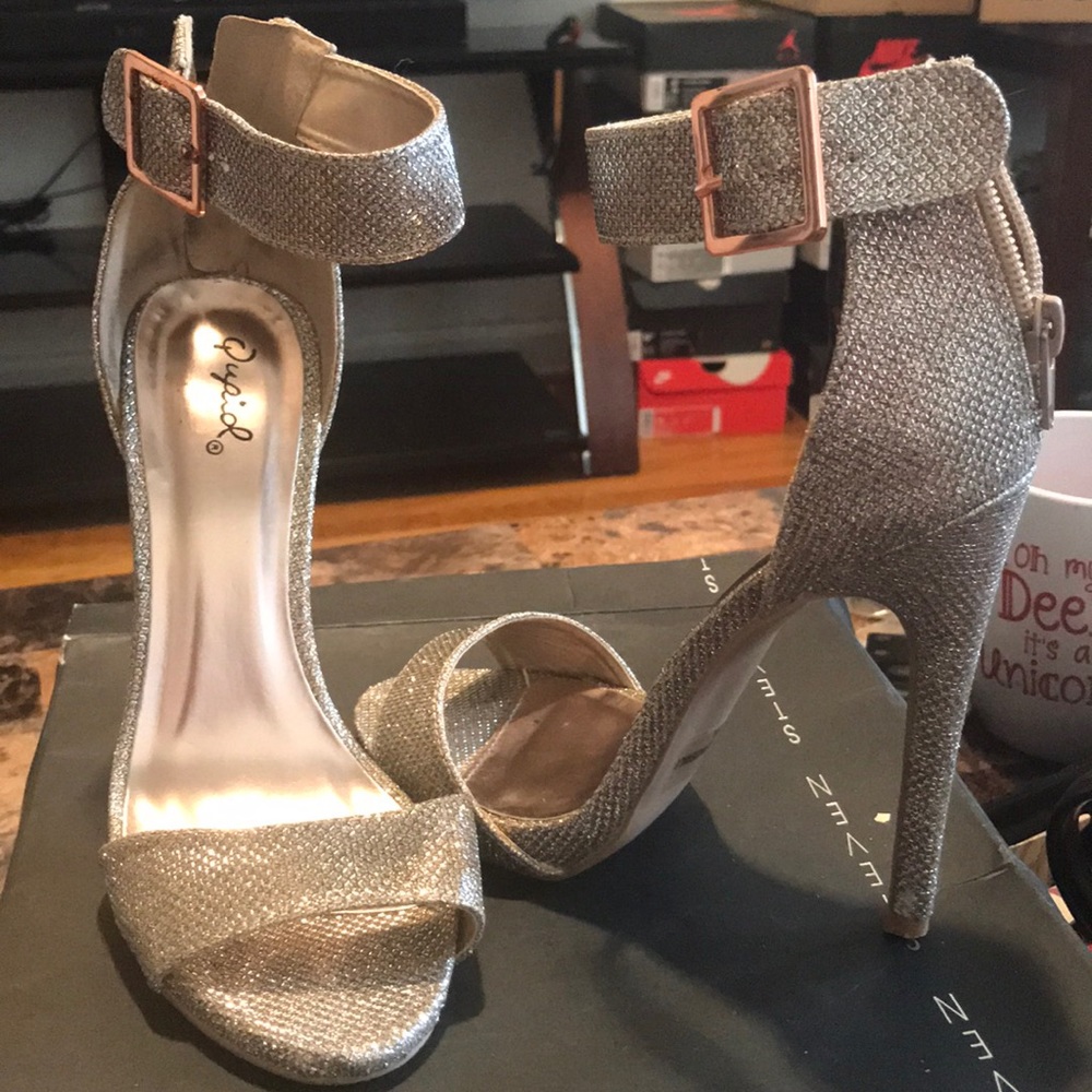 Nice for club or lounge